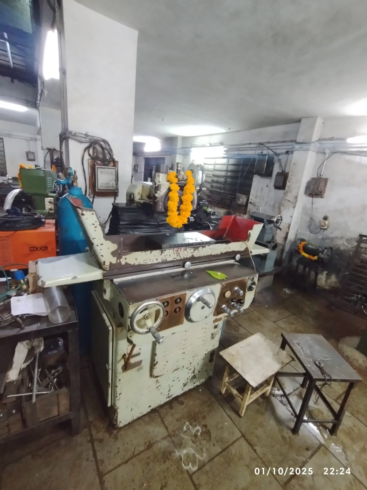 Surface grinding and welding equipment